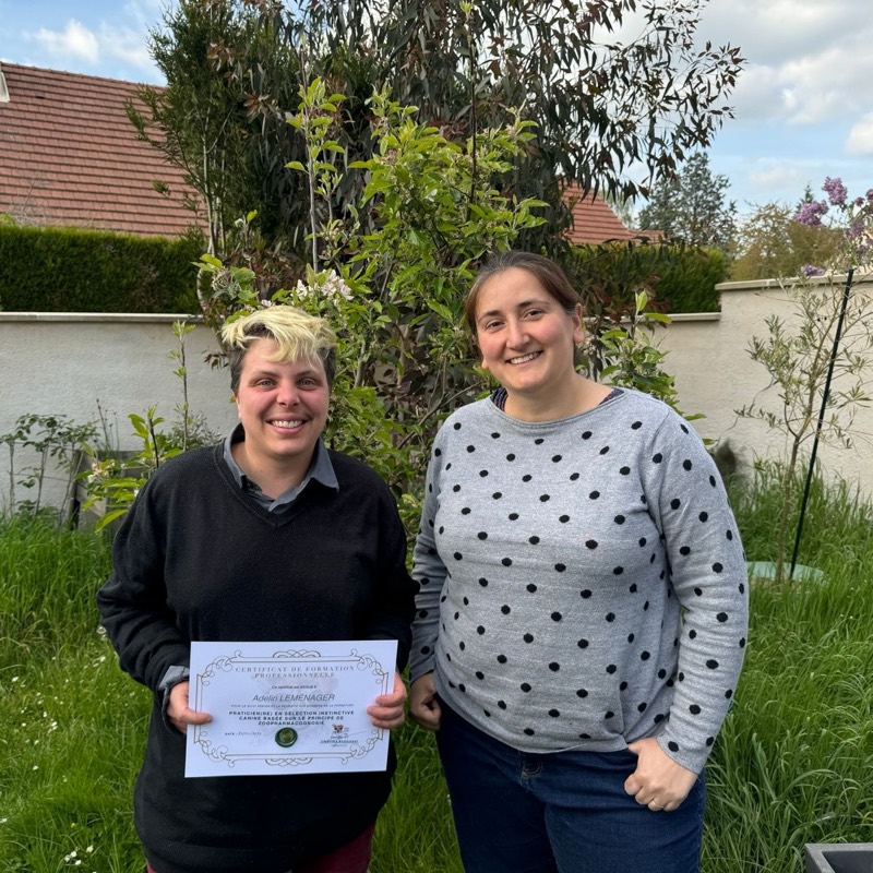 Remise de diplôme : une élève certifiée aux côtés de Cristina