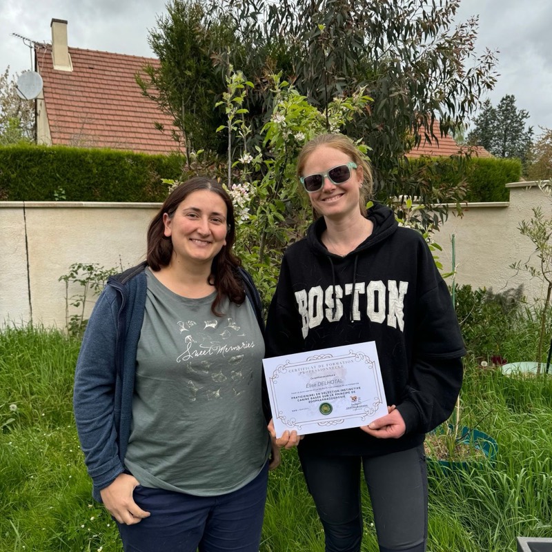 Remise de diplôme : une élève certifiée aux côtés de Cristina