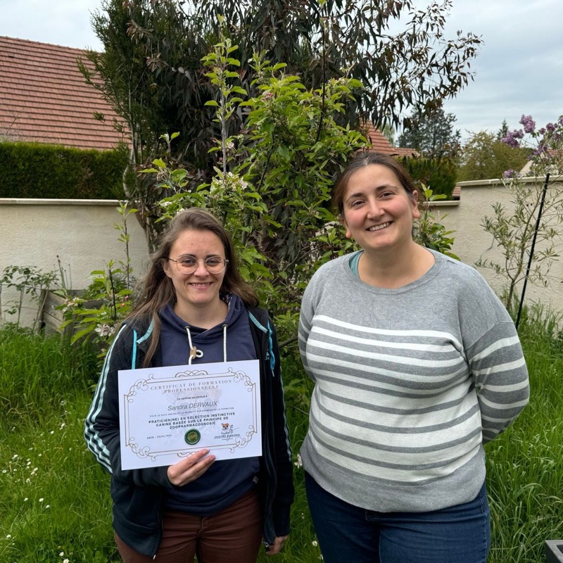 Remise de diplôme : une élève certifiée aux côtés de Cristina